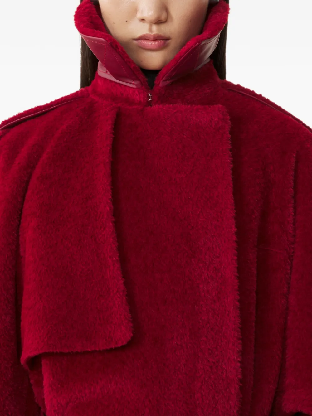 Lanvin Jas met lammy-effect en ceintuur Rood