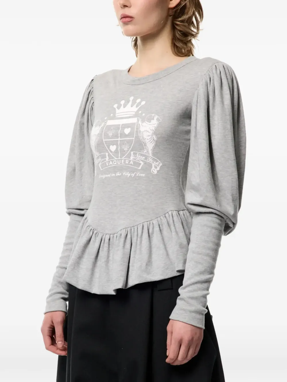 Vaquera Romantic peplum T-shirt met wapenschild-print Grijs