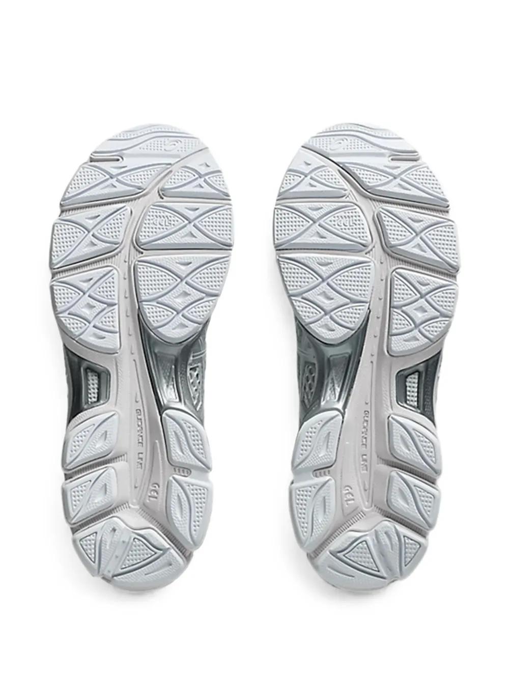 ASICS Gel-Cumulus 16 lace-up sneakers Grijs