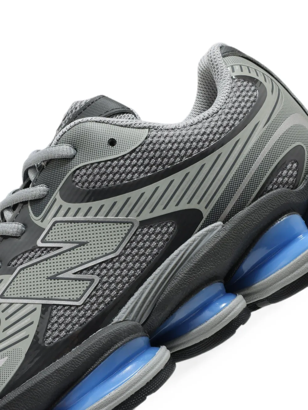 New Balance Abzorb 2000 sneakers met mesh vlakken Grijs