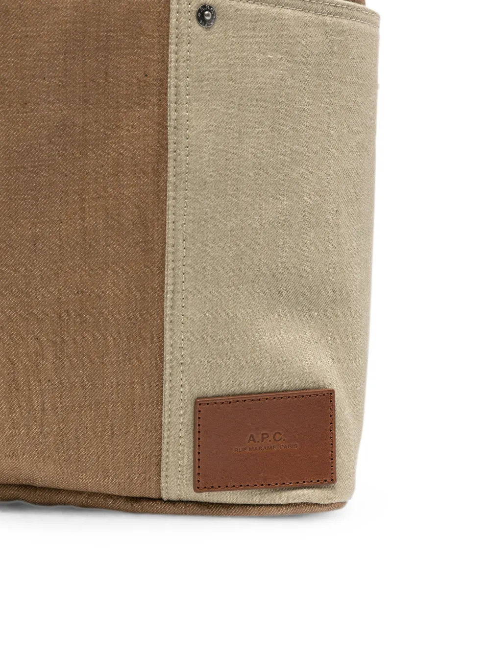A.P.C. Jardin shopper met logo-patch Bruin