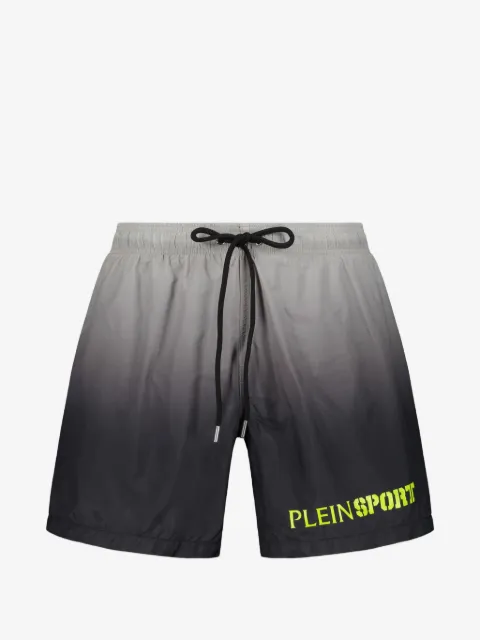 Plein Sport shorts de playa con efecto degradado