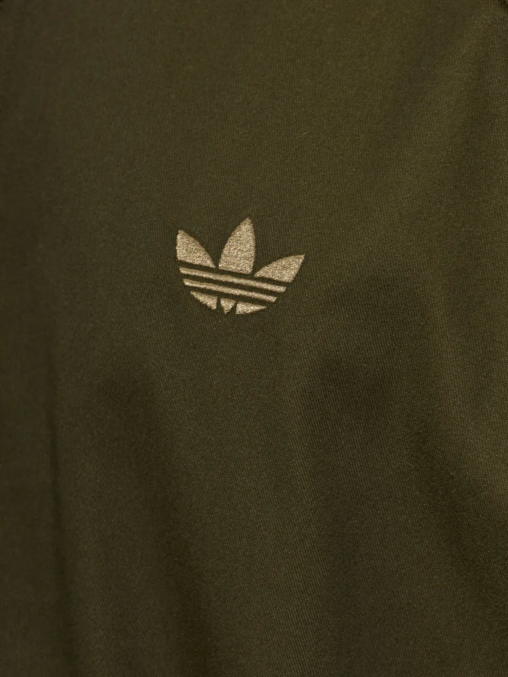 adidas logo-embroidered side-stripe jacket Groen
