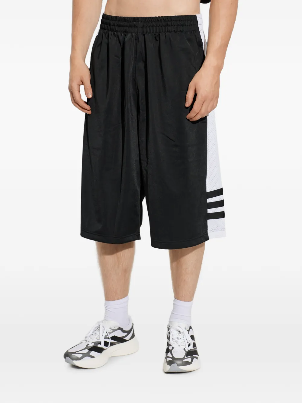 adidas Trefoil-stripe logo-embroidered track shorts Zwart