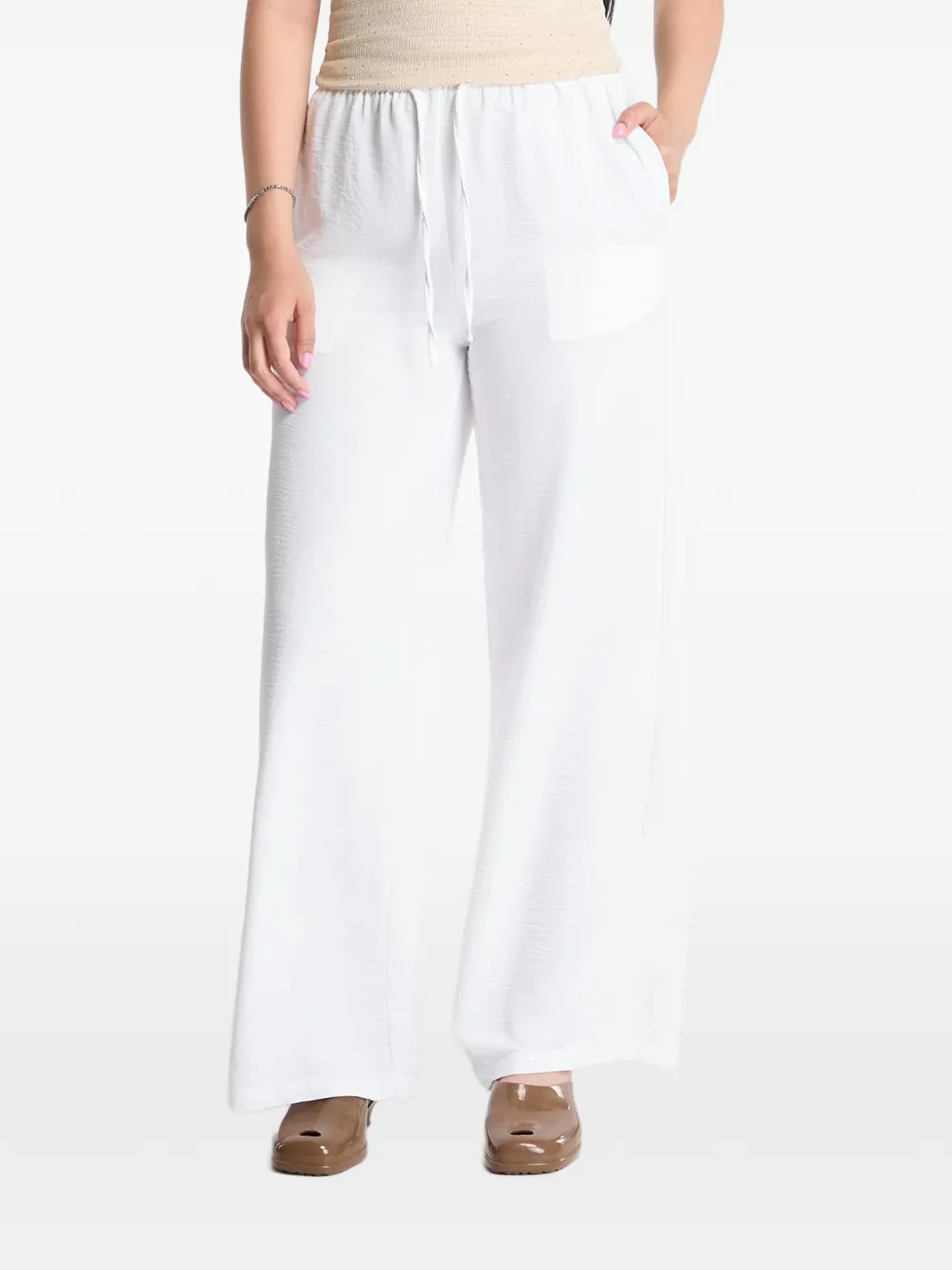 Urban Classics Pantaloni a gamba ampia con coulisse - Bianco