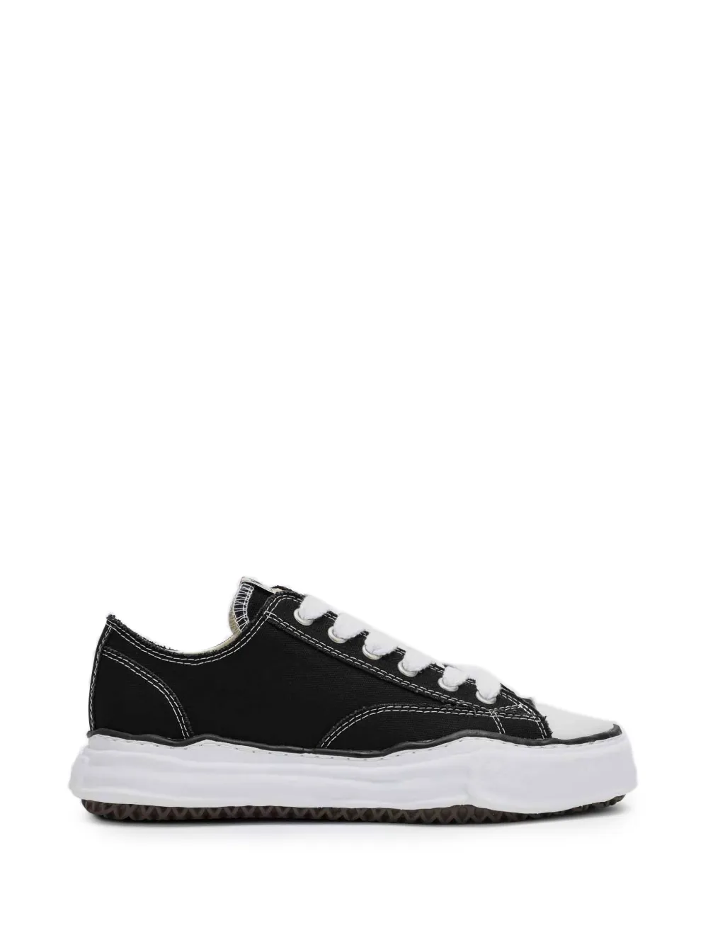 Maison MIHARA YASUHIRO round-toe low-top sneakers Zwart