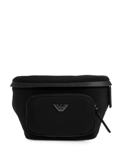 Emporio Armani cangurera con placa del logo