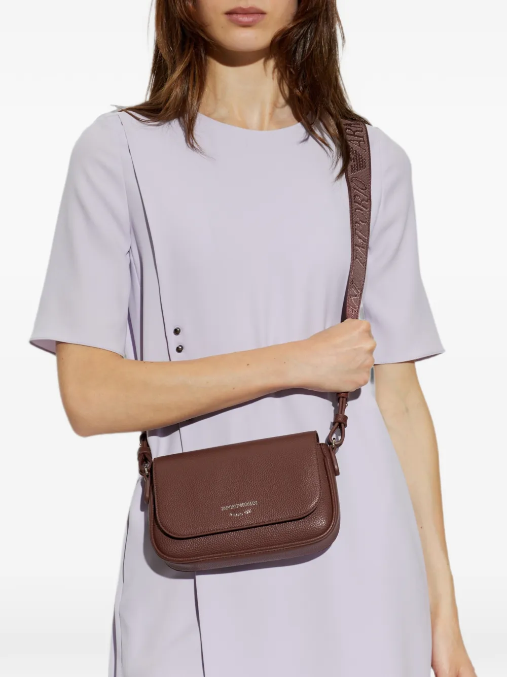 Emporio Armani Schoudertas met bewerkt effect en logoprint Bruin