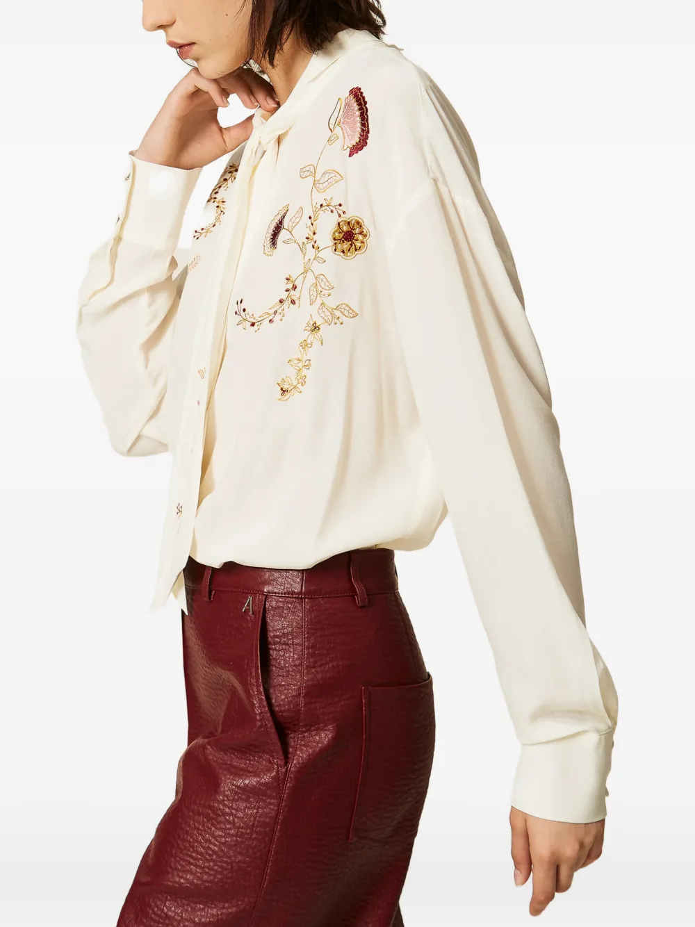 TWINSET Crêpe de chine blouse met borduurwerk Beige