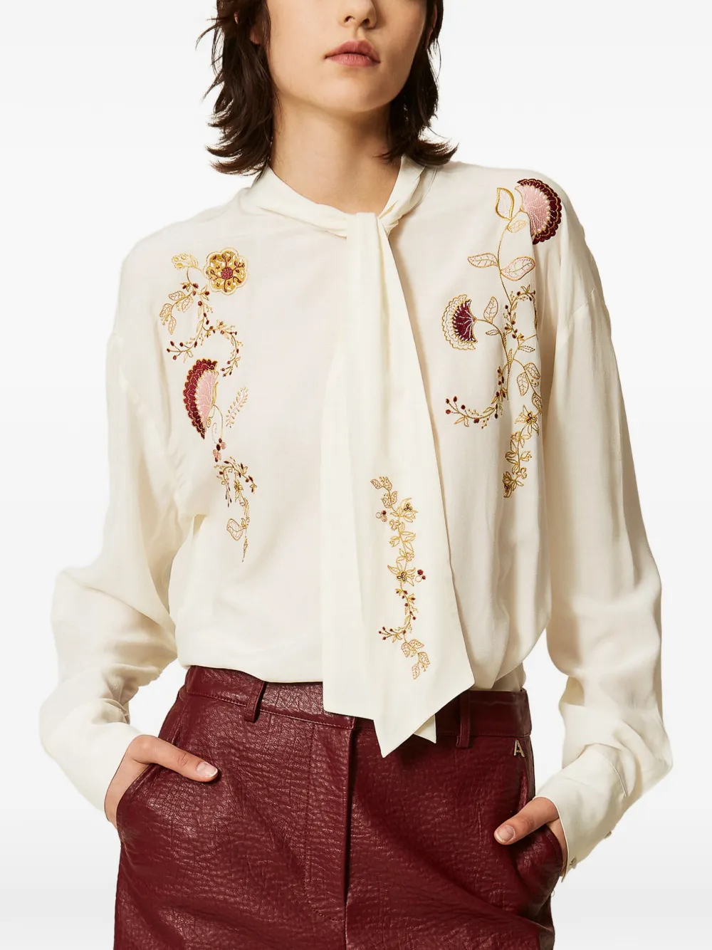 TWINSET Crêpe de chine blouse met borduurwerk Beige