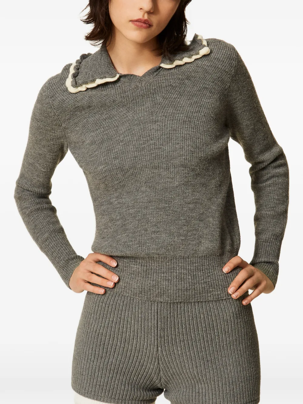 TWINSET knitted shorts with scalloped details Grijs