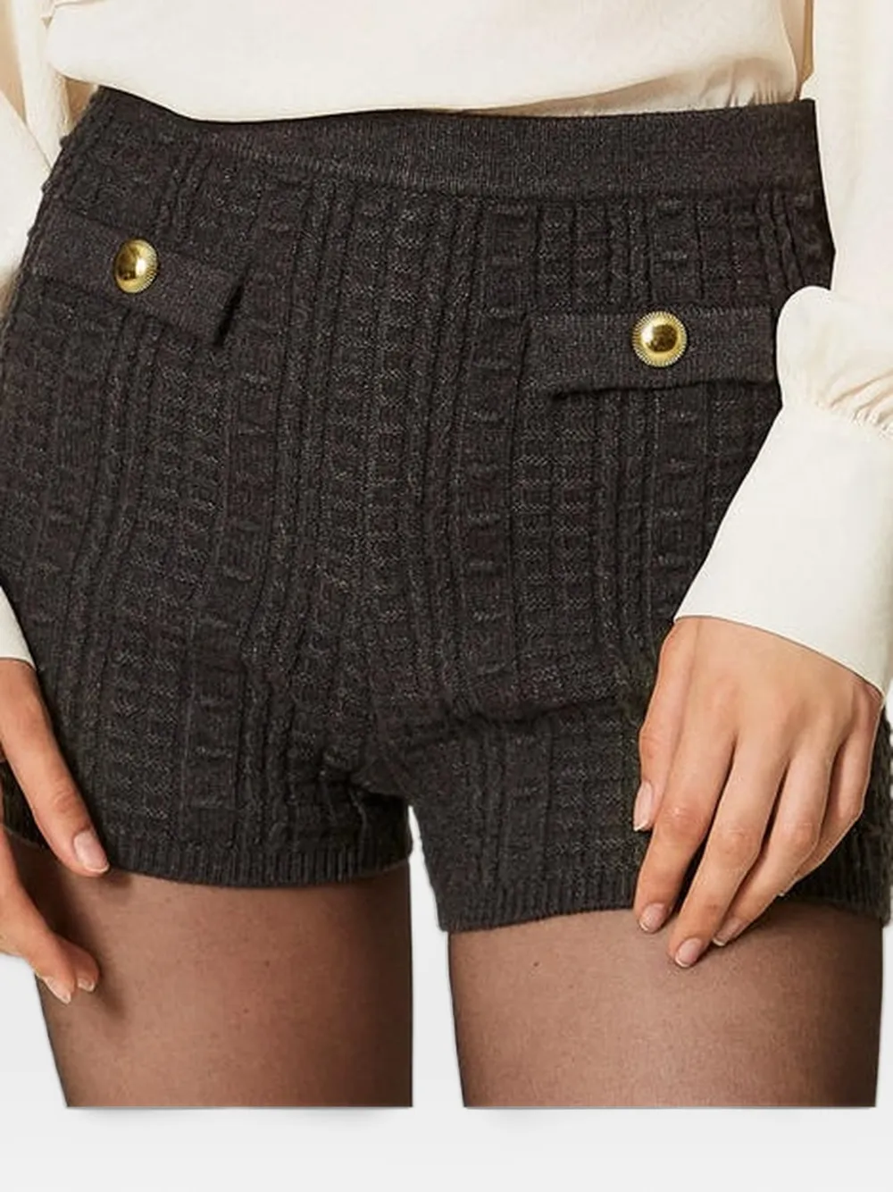 TWINSET Gebreide shorts met metalen knopen Grijs