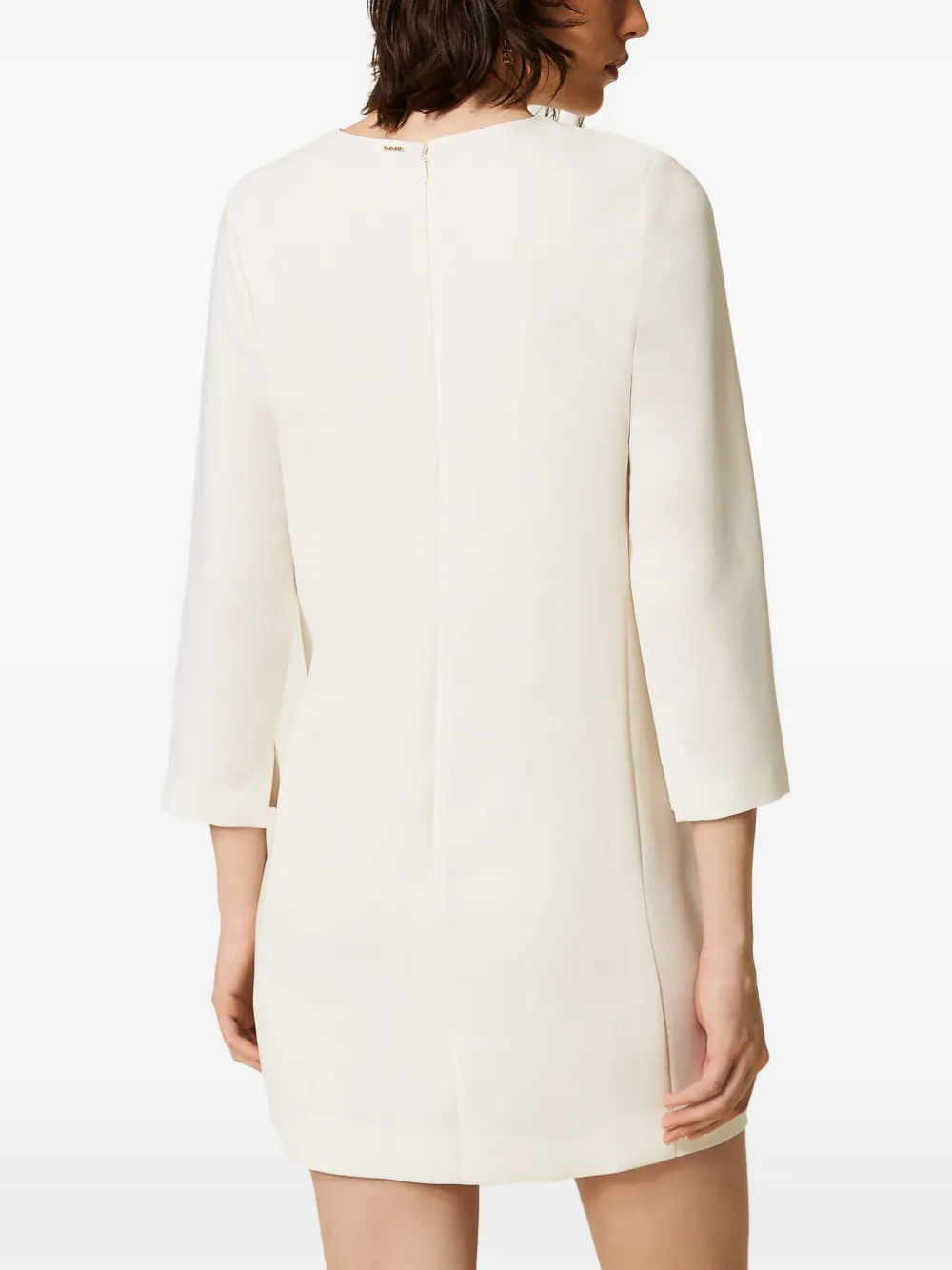 TWINSET Korte crêpe jurk met hartvormige knopen Beige