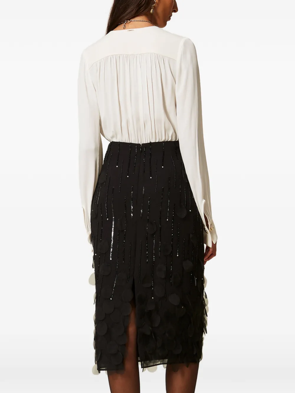 TWINSET Georgette midi skirt with embroidery Zwart