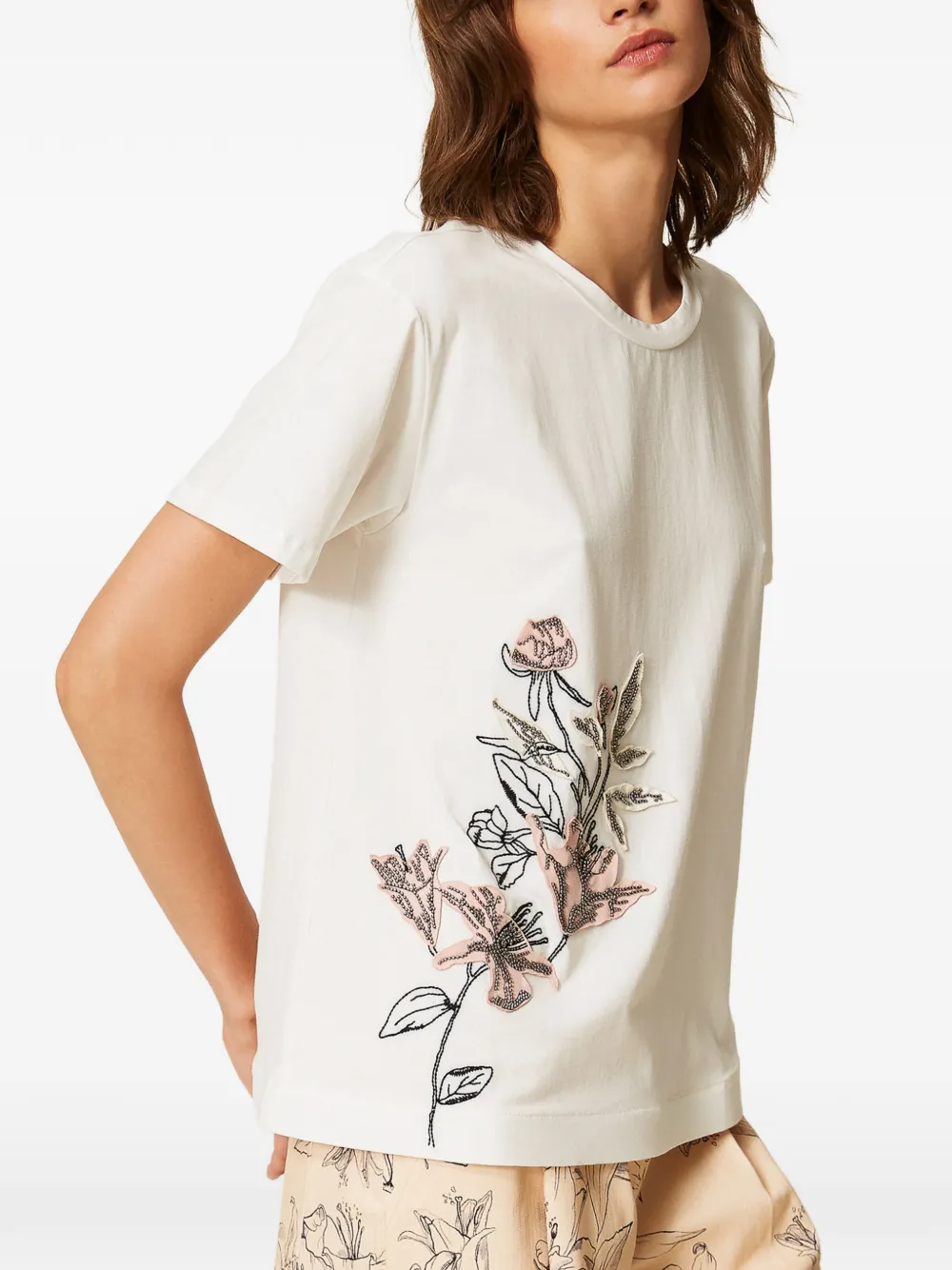 TWINSET T-shirt met geborduurde bloemen Wit