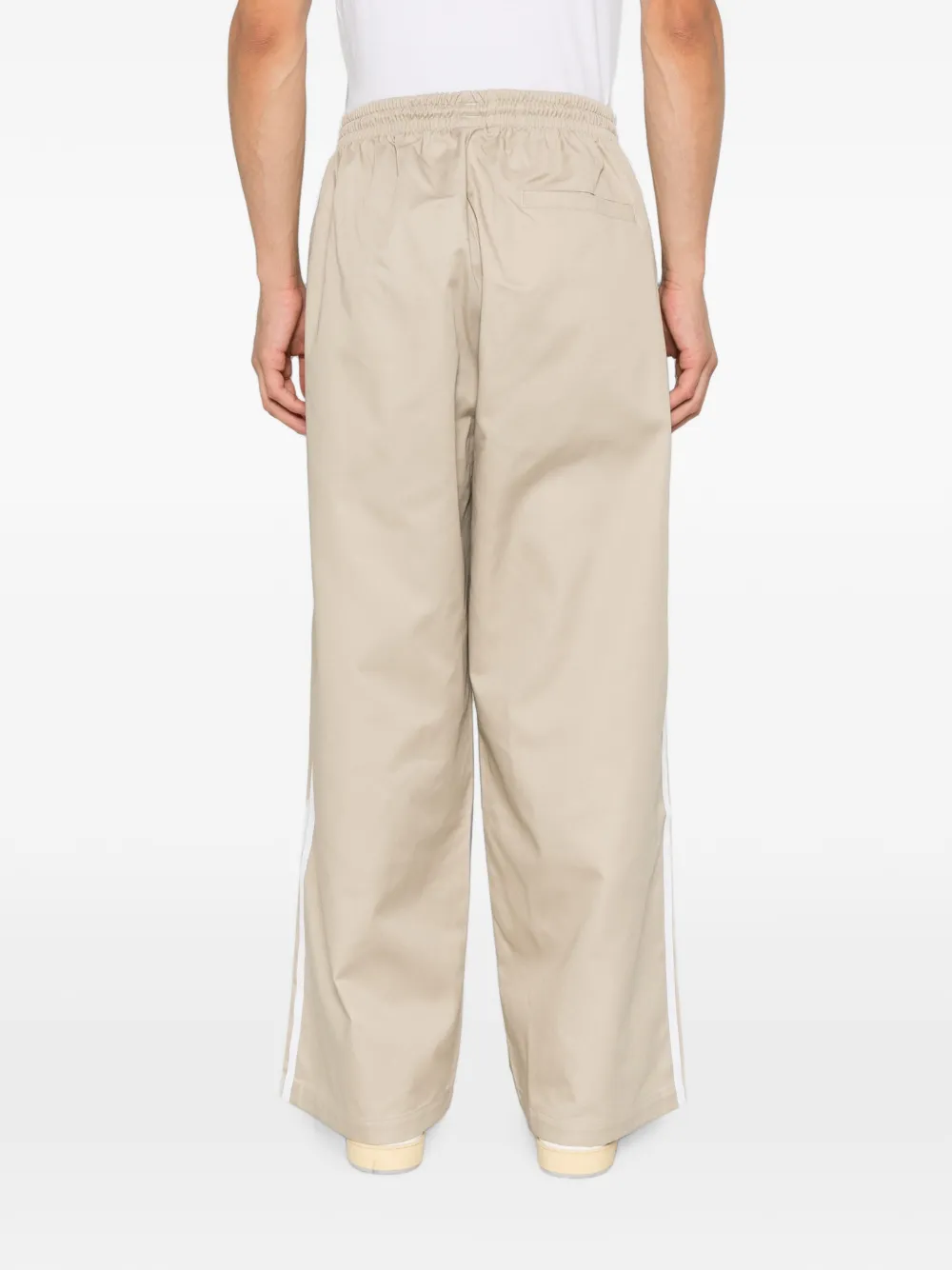 adidas Adicolor SST broek met geborduurd logo Beige