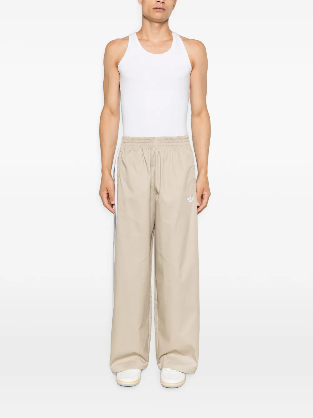 adidas Adicolor SST broek met geborduurd logo Beige