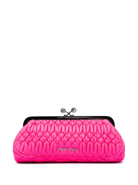 Miu Miu Pre-Owned 2010-2026 Matelasse Nappa Kiss Lock Frame clutch bag
