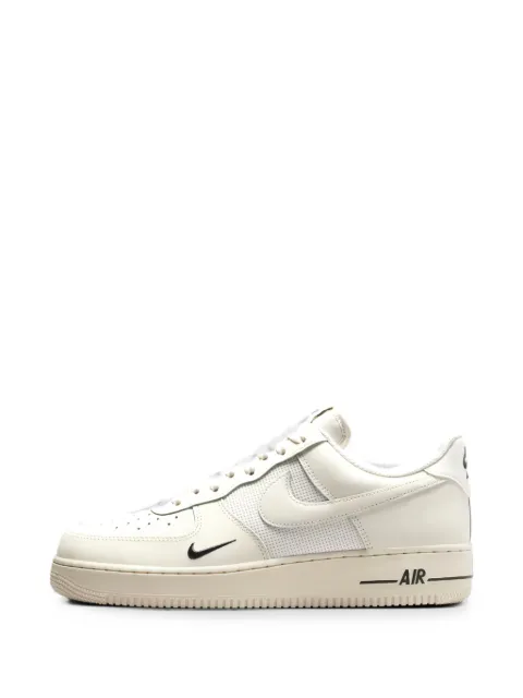 Nike Air Force 1 Low '07 LV8 sneakers