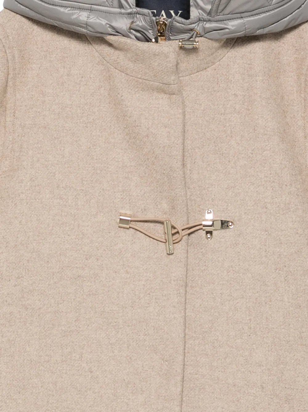 Fay Jack met capuchon en houtje-touwtje sluiting Beige