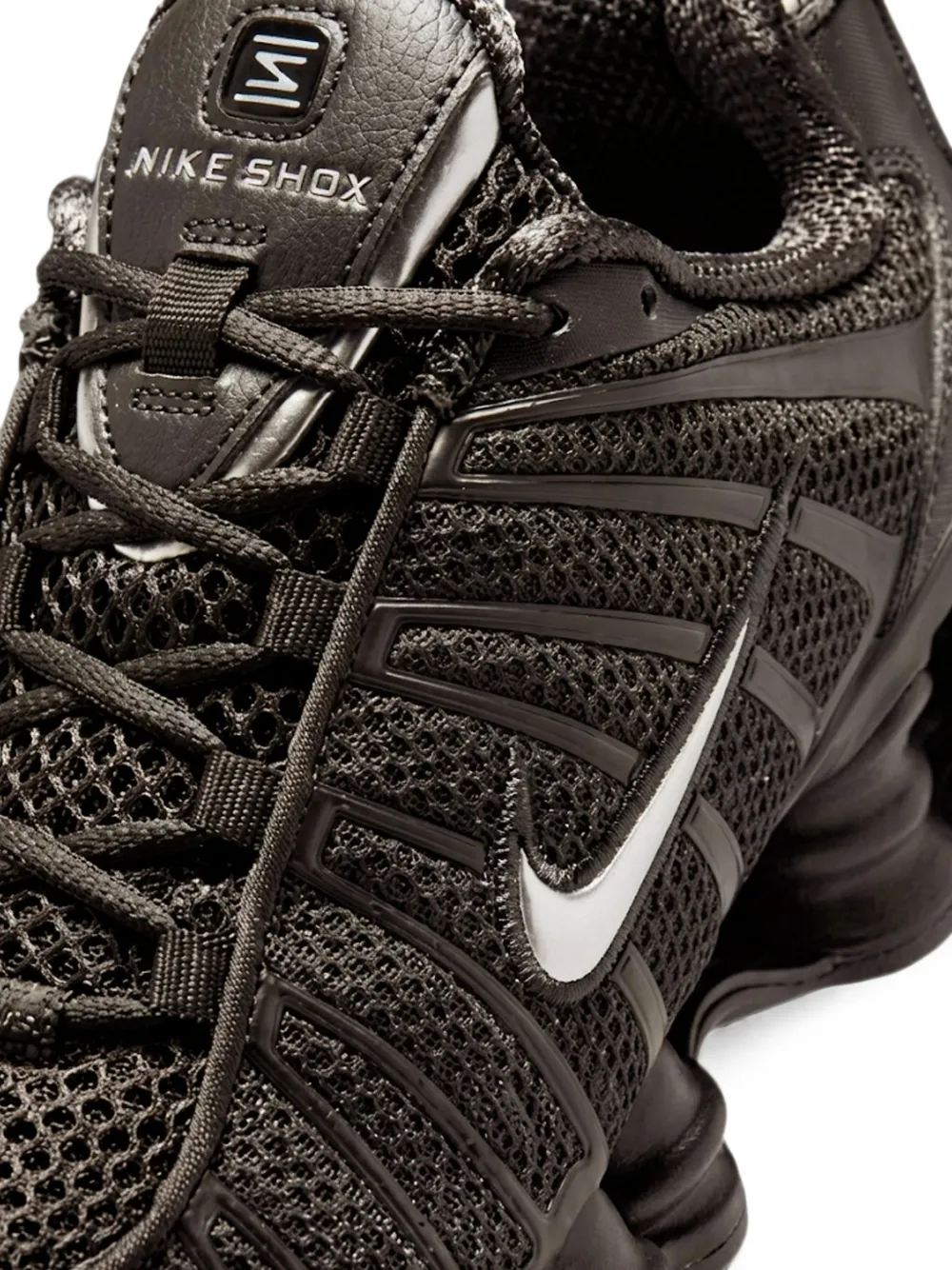 Nike Shox TL Sneakers Bruin