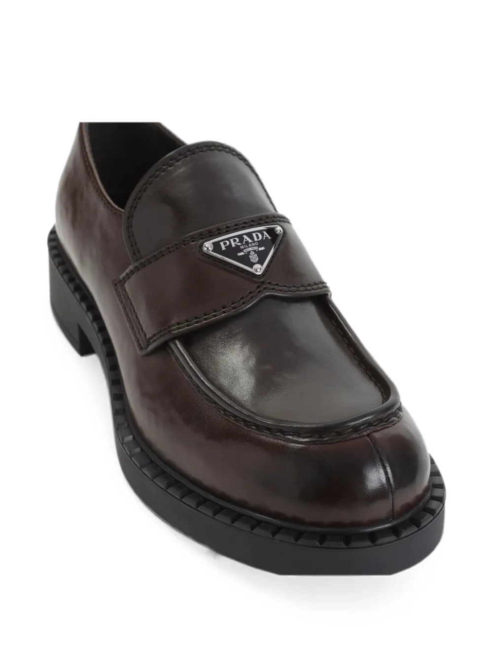 Prada logo-plaque calf leather loafers Bruin