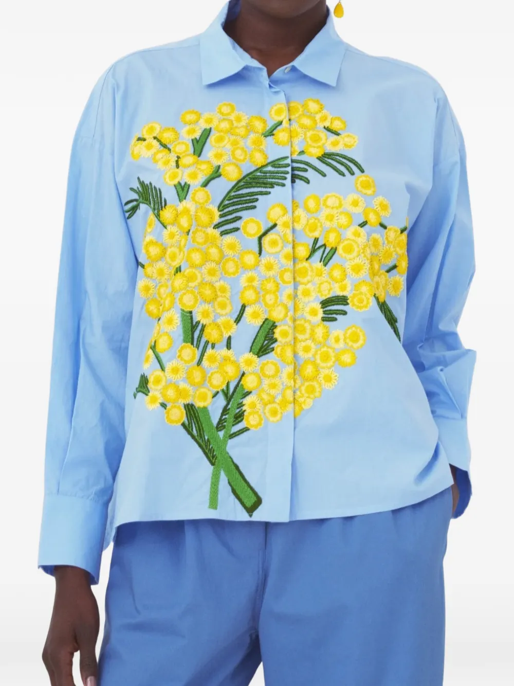 mii The Greta floral-embroidered shirt - Blau