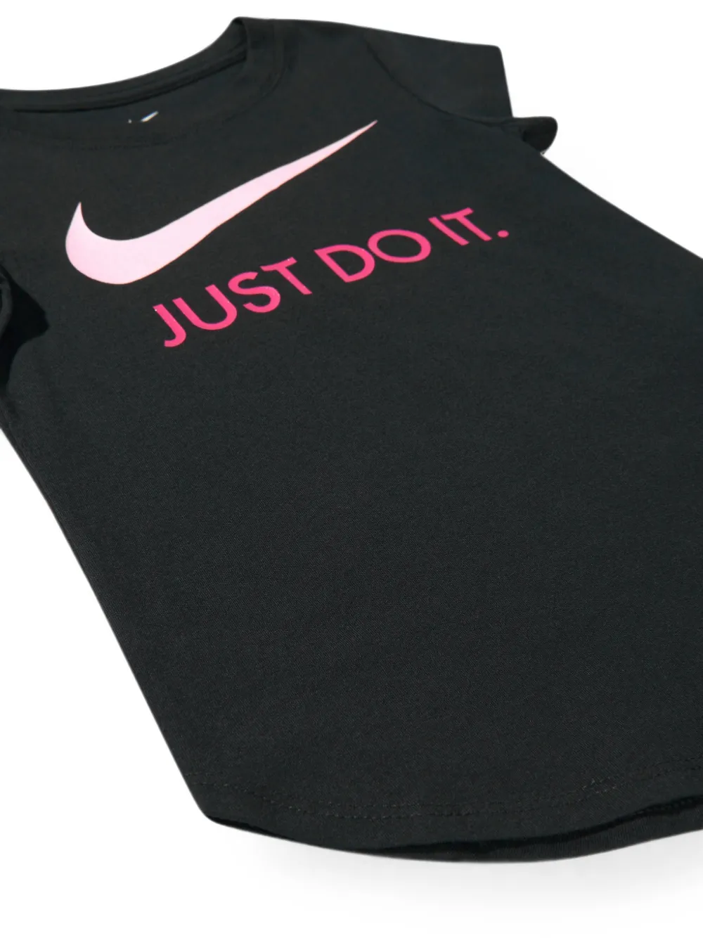 Nike Kids T-shirt met logo-print en ronde zoom Zwart