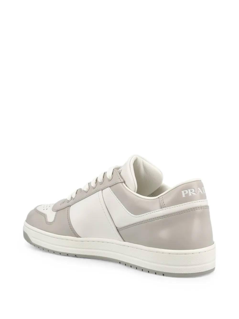 Prada Downtown logo-patch sneakers Grijs