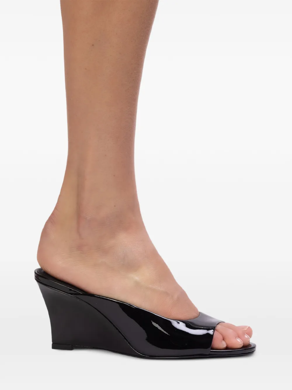 BLACK SUEDE STUDIO Arisha wedge mules Zwart