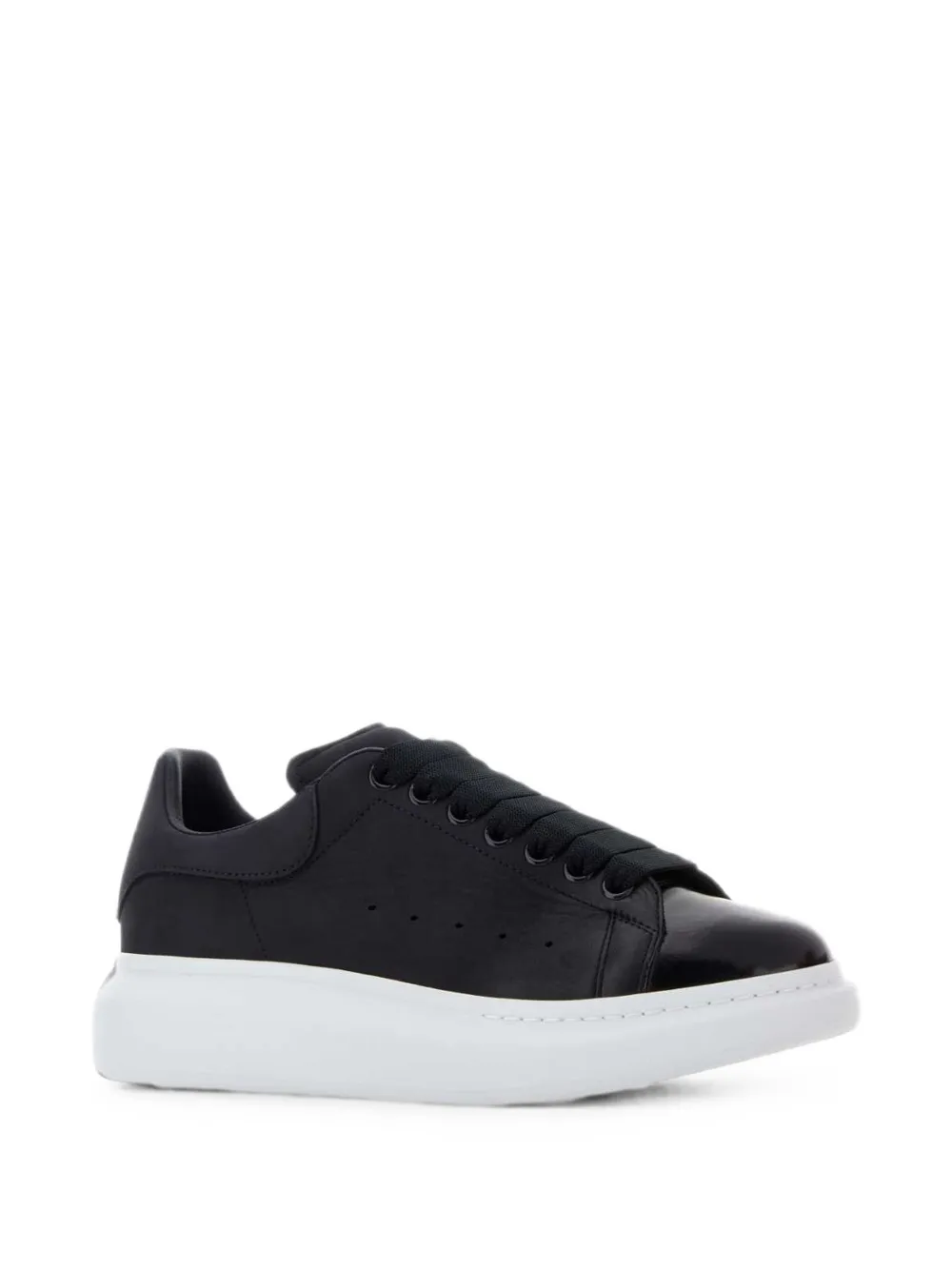 Alexander McQueen Oversized lace-up sneakers Zwart