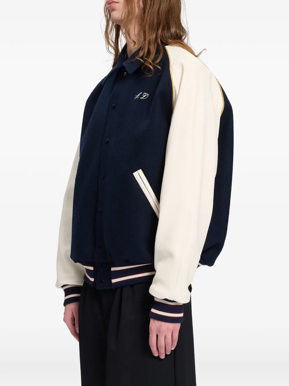 Ann Demeulemeester Bomberjack met geborduurd logo en vlakken Blauw