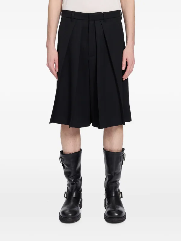 Ann Demeulemeester Pleated Wide-leg Bermuda Shorts in Black