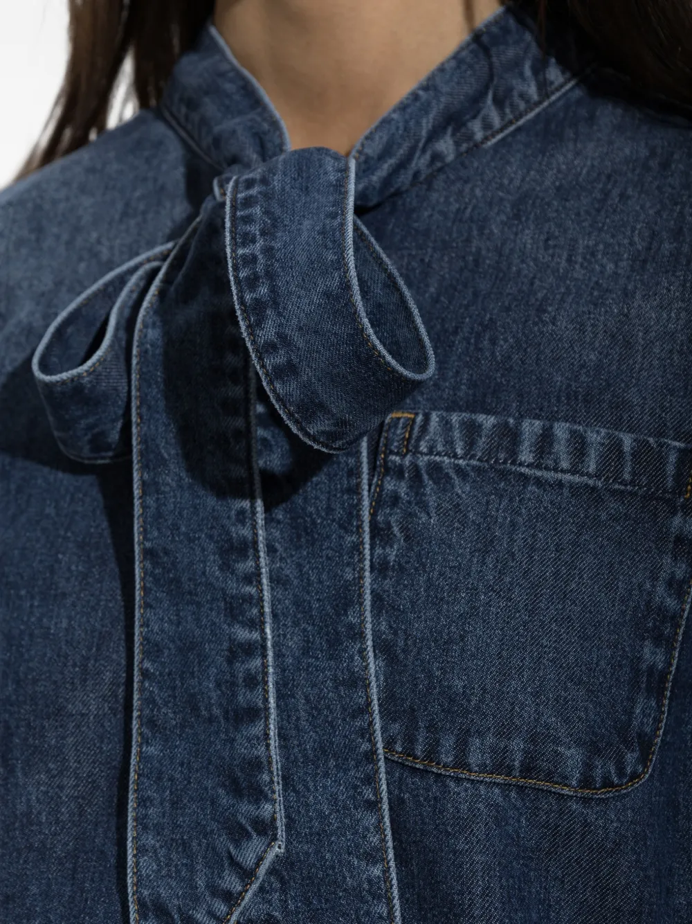 Self-Portrait Denim blouse met gestrikte hals Blauw