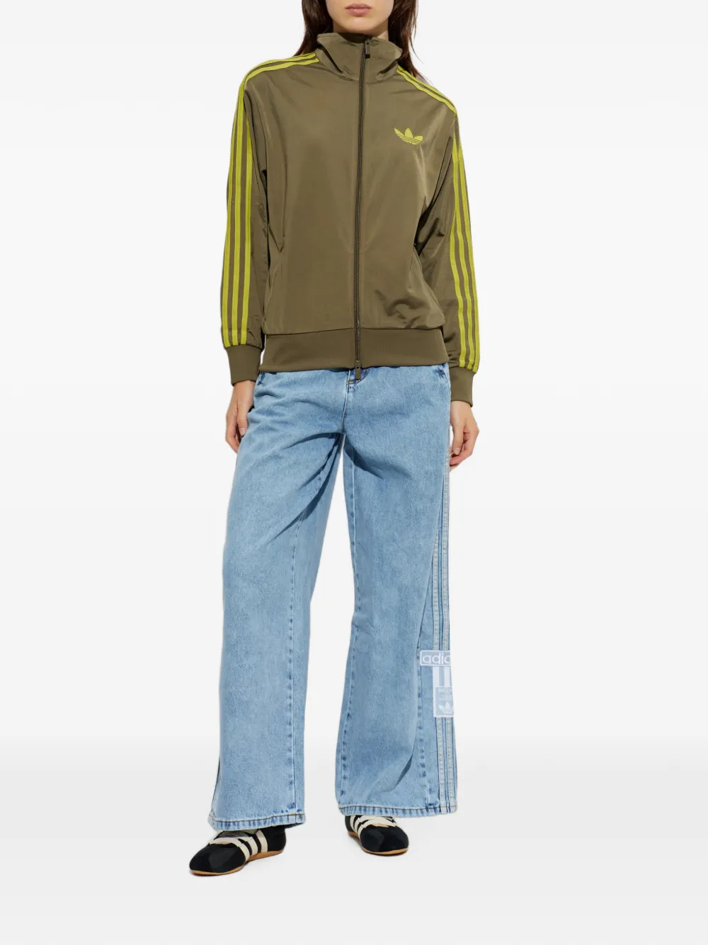 adidas stripe-detail logo jacket Groen