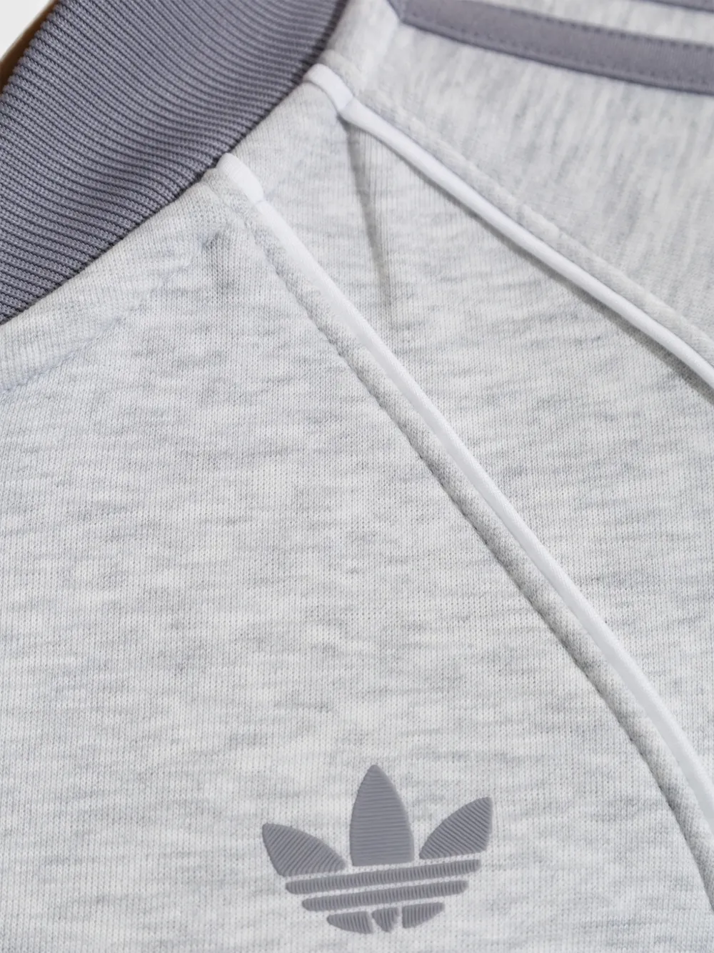 adidas logo-embroidered stripe-detail sweater Grijs