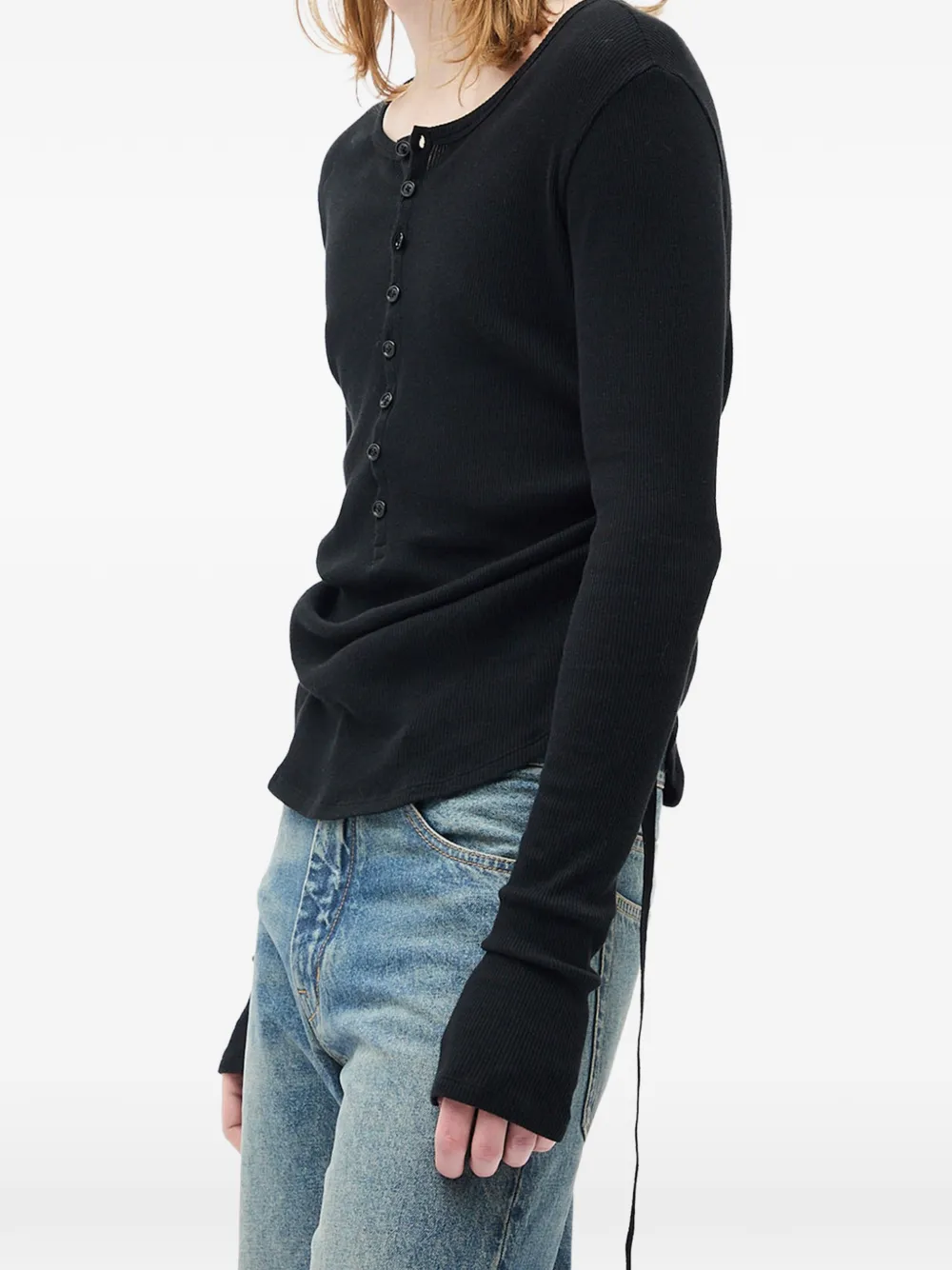 Ann Demeulemeester Hamar T-shirt met knoopdetail Zwart