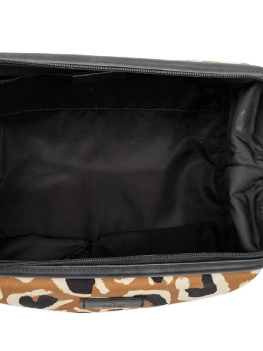 Gucci Pre-owned 2000-2015 Leopard Print Canvas Pouch in Brown, view 4