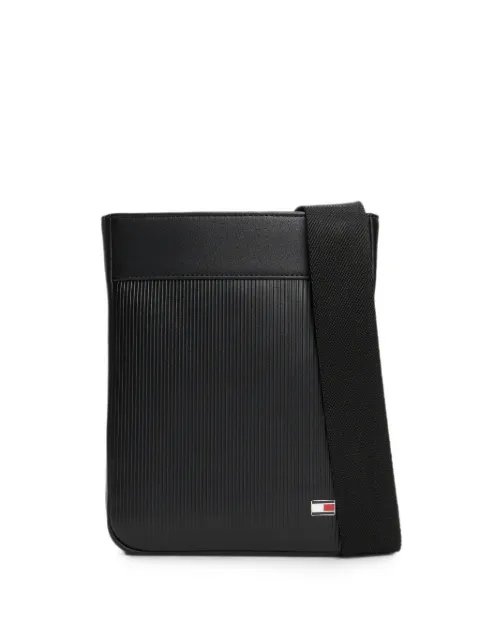 Tommy Hilfiger logo-patch ribbed messenger bag