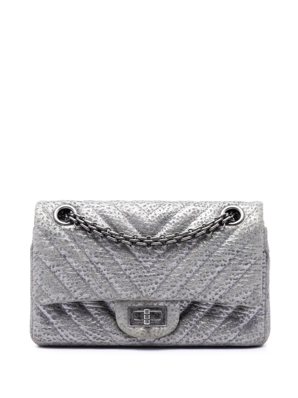 CHANEL Pre-Owned 2016-2017 Chevron Metallic Textured Calfskin Reissue 2.55 Double Flap 224 shoulder bag - Silver