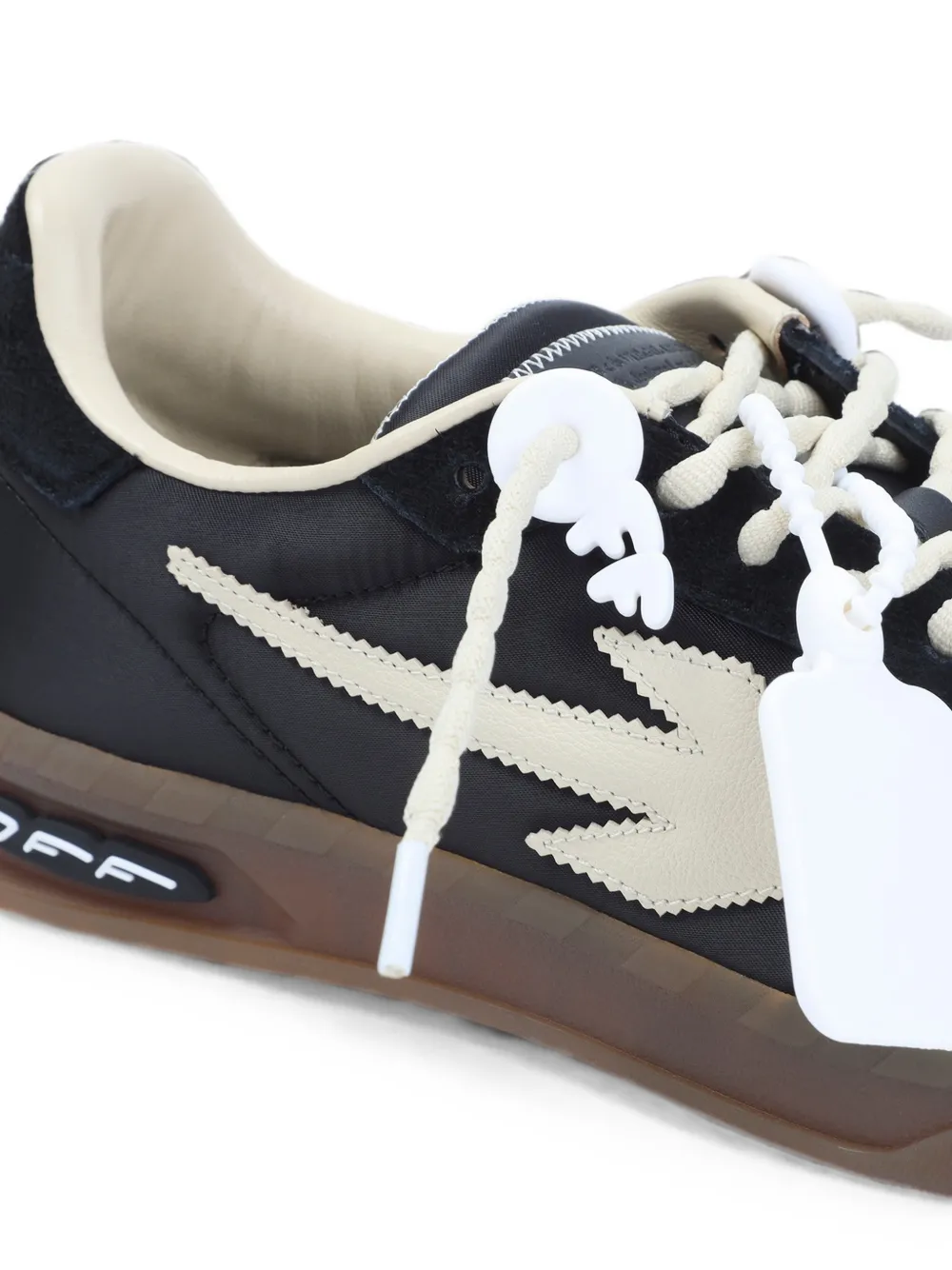 Off-White End of Play sneakers Zwart