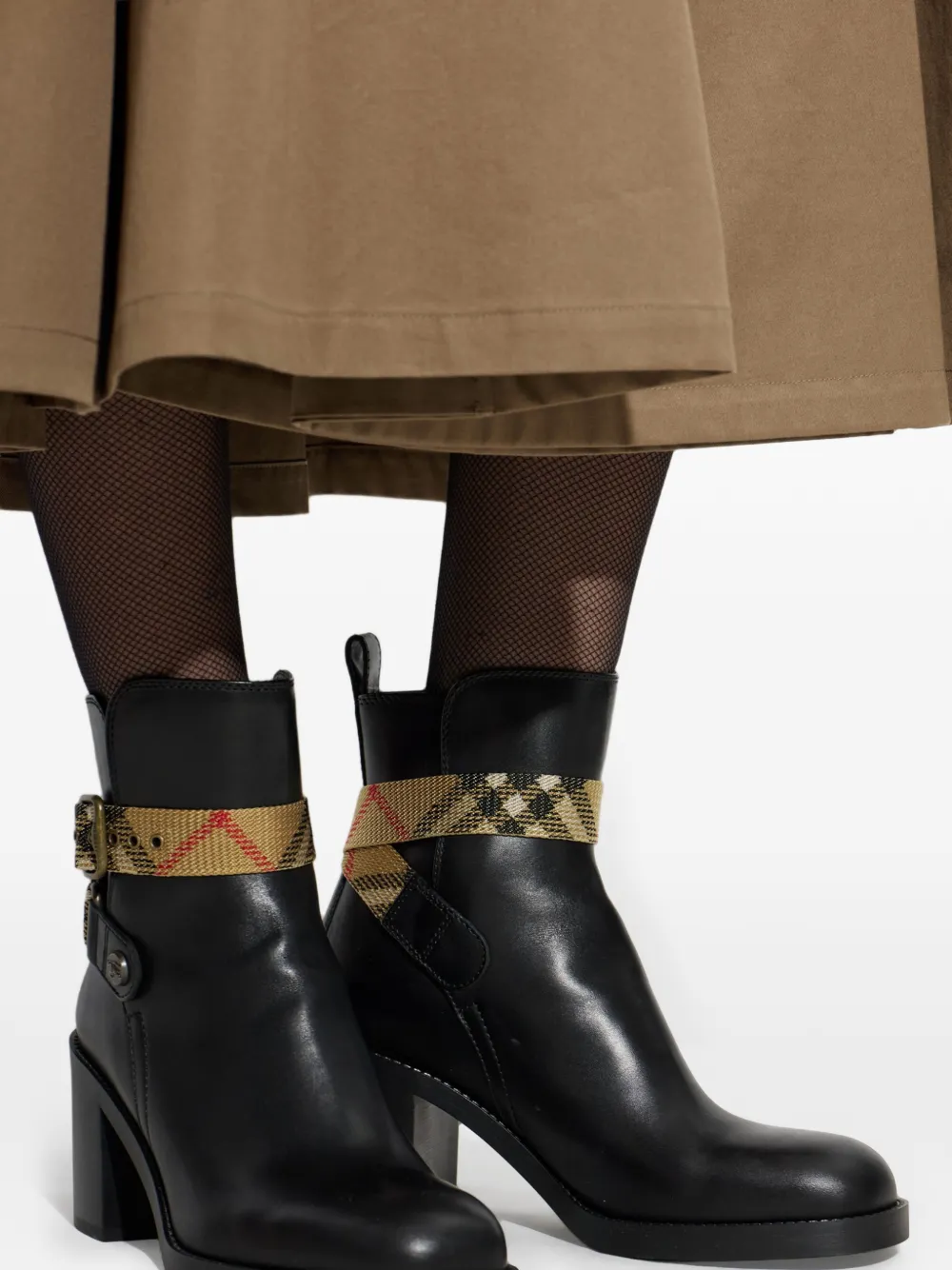 Burberry Huntley buckled ankle boots Zwart