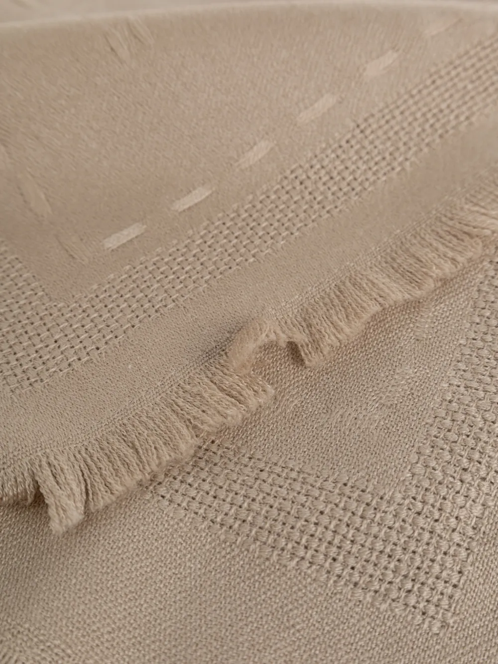Ferragamo Gancini sjaal met jacquard-logo Beige
