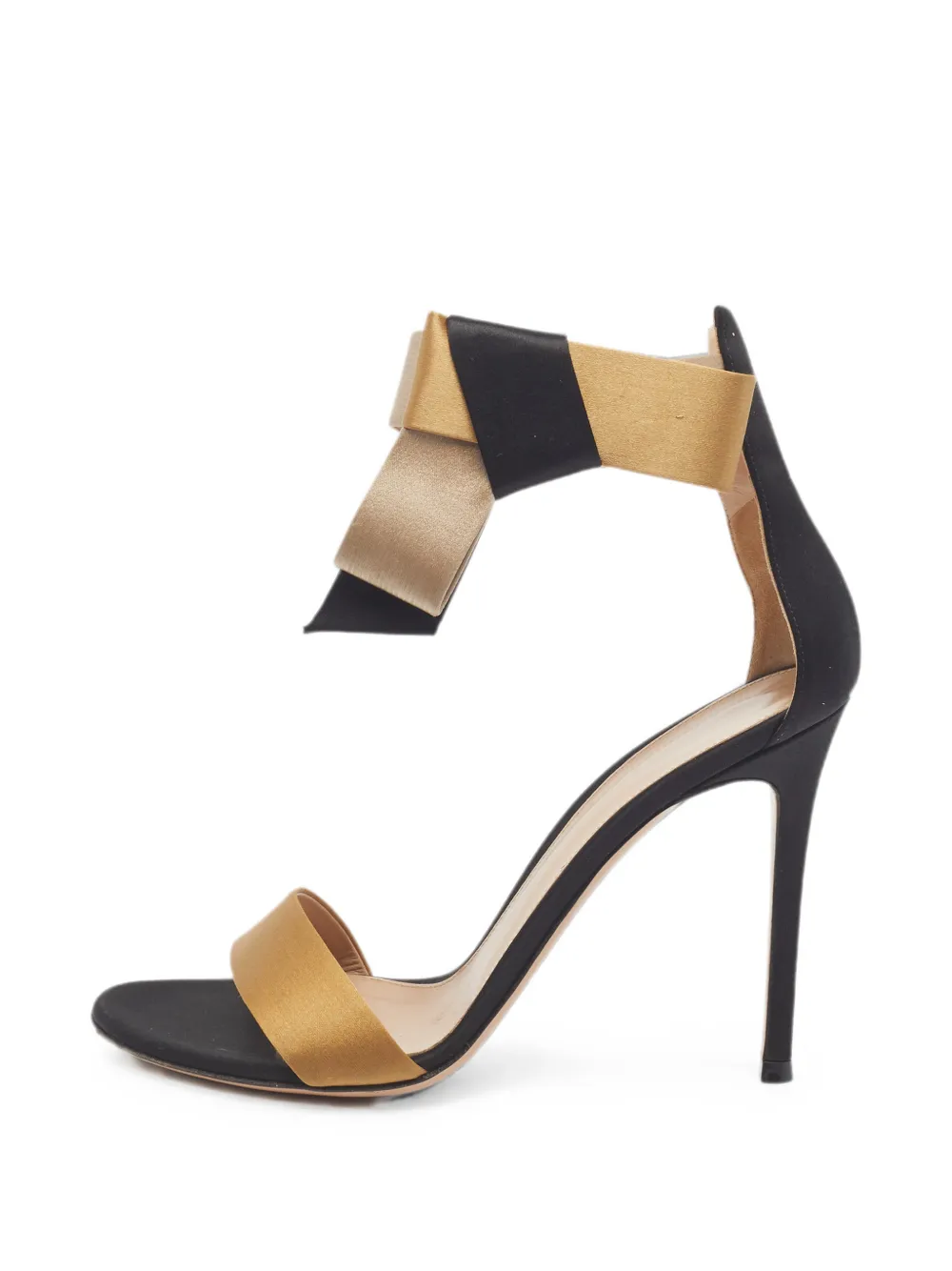 Gianvito Rossi Geisha ankle-strap sandals - Nero
