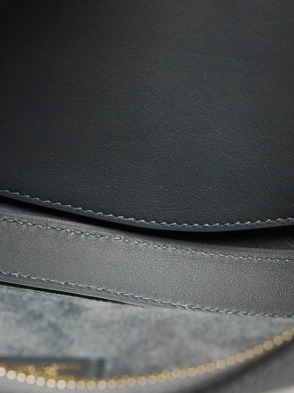 Hermès Pre-owned 2025 P'tit Arçon Shoulder Bag in Grey, view 3