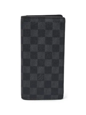 Louis Vuitton Pre-Owned Eye-Trunk iPhone 7 Case | Black | FARFETCH