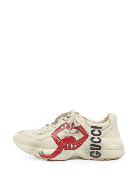 Gucci Pre-Owned zapatillas Rhyton con logo estampado