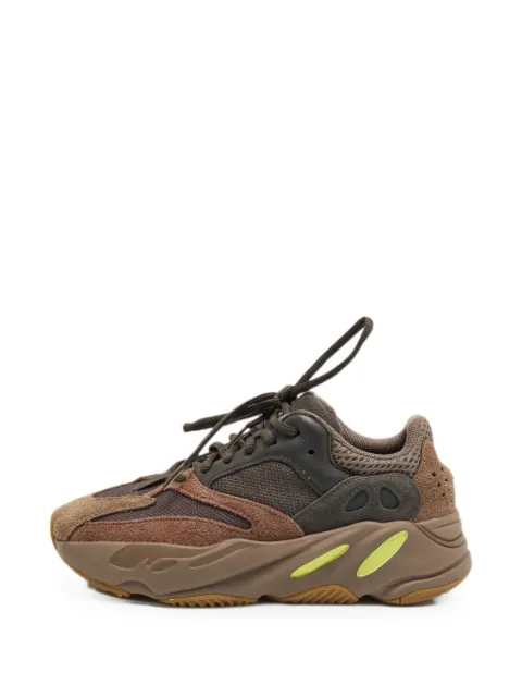 adidas Yeezy Boost 700 Mauve sneakers