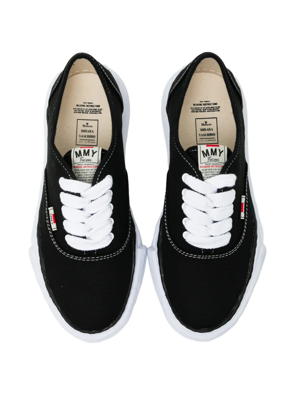Maison MIHARA YASUHIRO Baker sneakers met vervormde zool Zwart