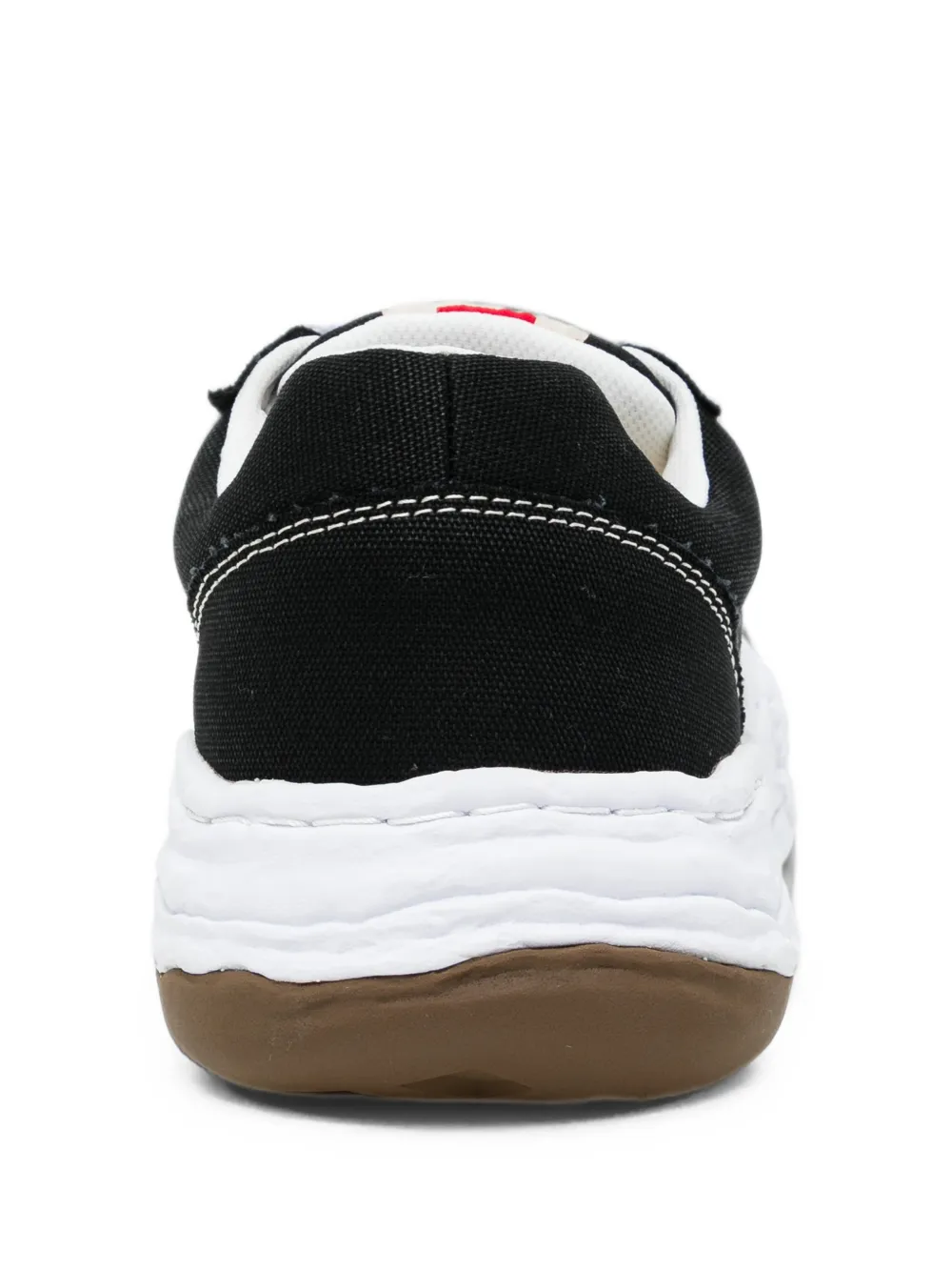 Maison MIHARA YASUHIRO distressed-effect chunky sneakers Zwart